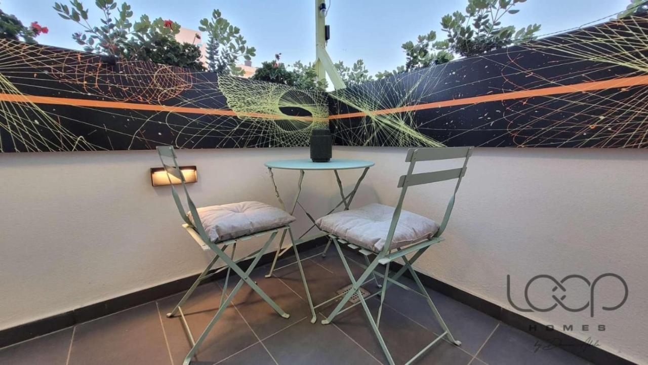 Modern - 50 M From Sea - Free Wi-fi - Super Cool - Terrace - Fully Air-conditioned Apartment St. Paul's Bay