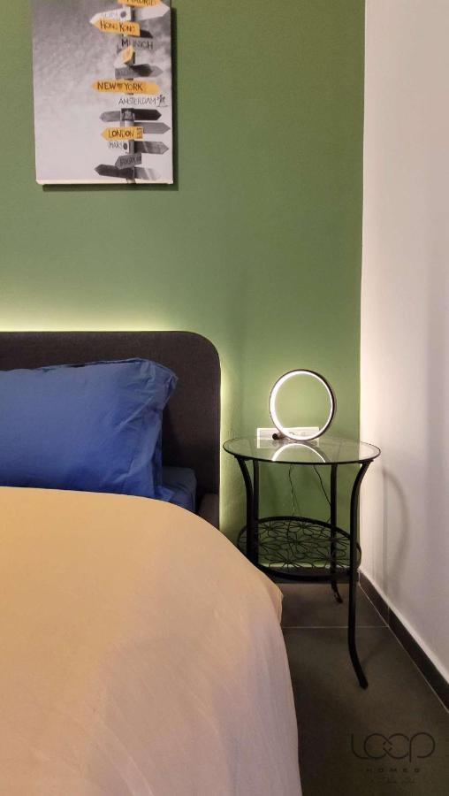 Apartment Modern - 50 M From Sea - Free Wi-fi - Super Cool - Terrace - Fully Air-conditioned